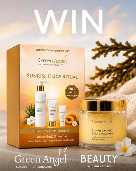 Win the Sunrise Magic Smoother and the Sunrise Glow Ritual Gift Set from Green Angel