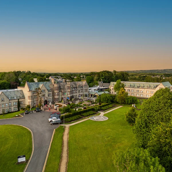 Win 1 Night Dinner Bed and Breakfast, in One of Our Bunk Bedrooms For Up to 2 adults and 4 Children