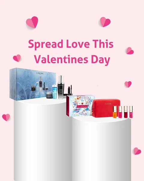 Win a luxury Limited Edition Lancôme Glow Set and the Clarins Glowy Lip Collection