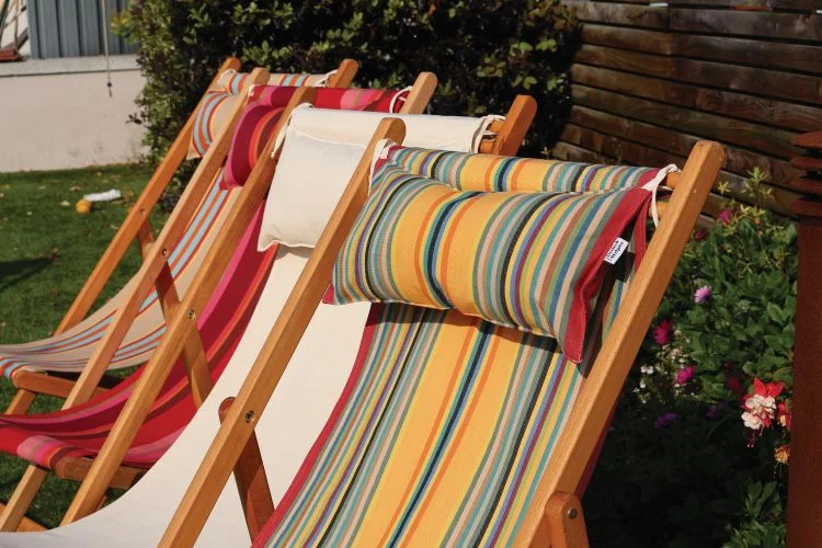 Win a bespoke "Cotton and Wood" creative experience for two and design your own deck chair