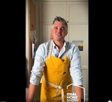 Win a gift card worth €250