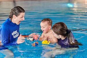 Win 10 baby swimming lessons with Water Babies
