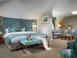 WIN a luxury stay at Castleknock Hotel with dinner in award-winning Earth & Vine
