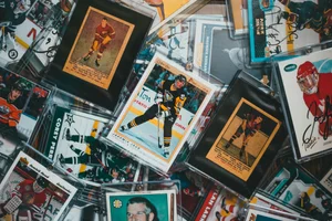 Win 2 Tickets To The Ireland Card Show