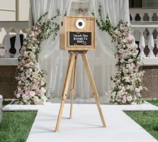 Win the Luxe Booth for your wedding from Wow Weddings worth €799